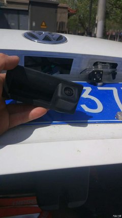 原车屏升级手扣摄像头 无损安装与倒车影像提升指南